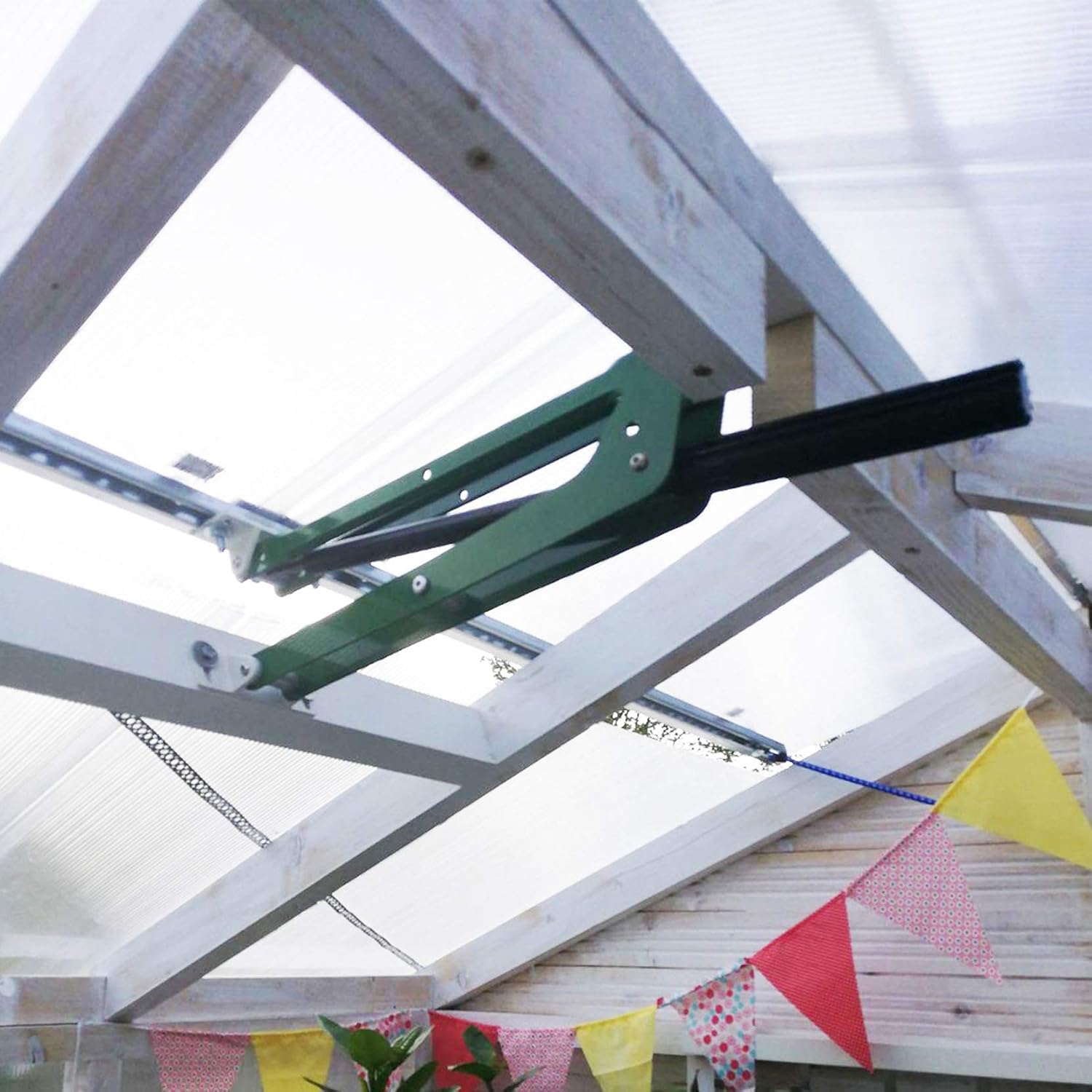 132 Lbs Capacity Automatic Solar Greenhouse Window Opener K129112