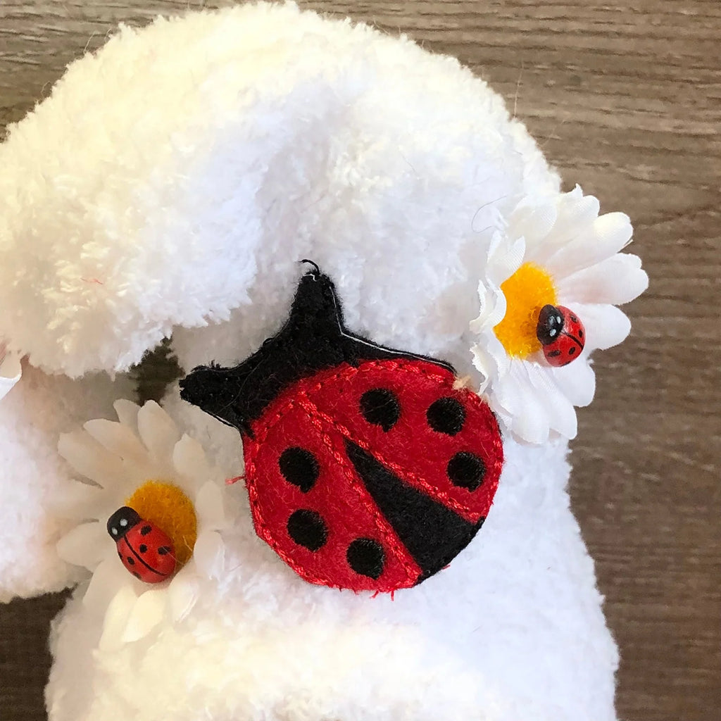 Ladybugs Daisy Big Nose Forest Elder Doll Ornament F843