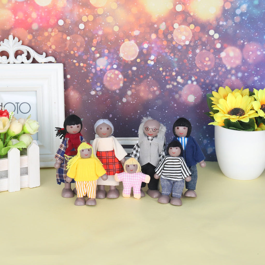 African Wooden Dolls Family Playset Set Of 7 F513909