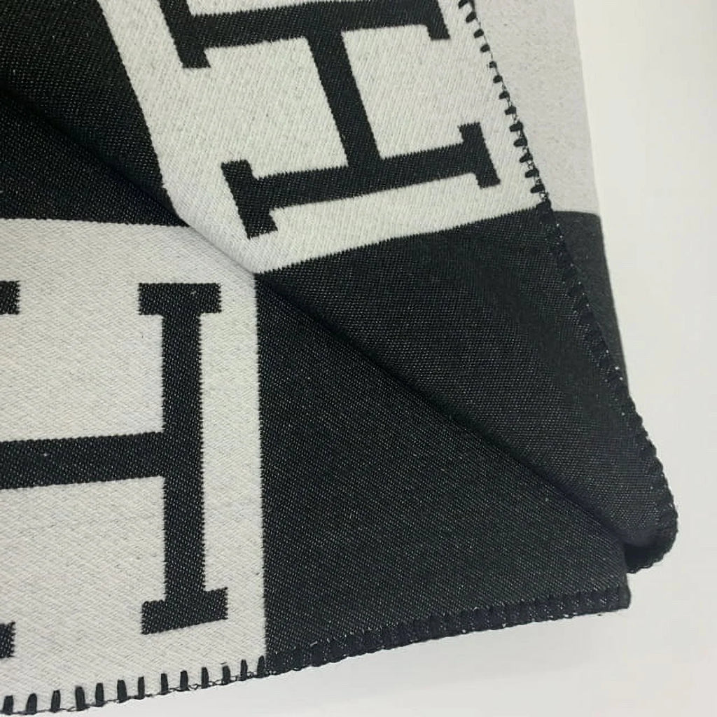 Crystal Velvet Throw Blanket 58x80 inches G4764