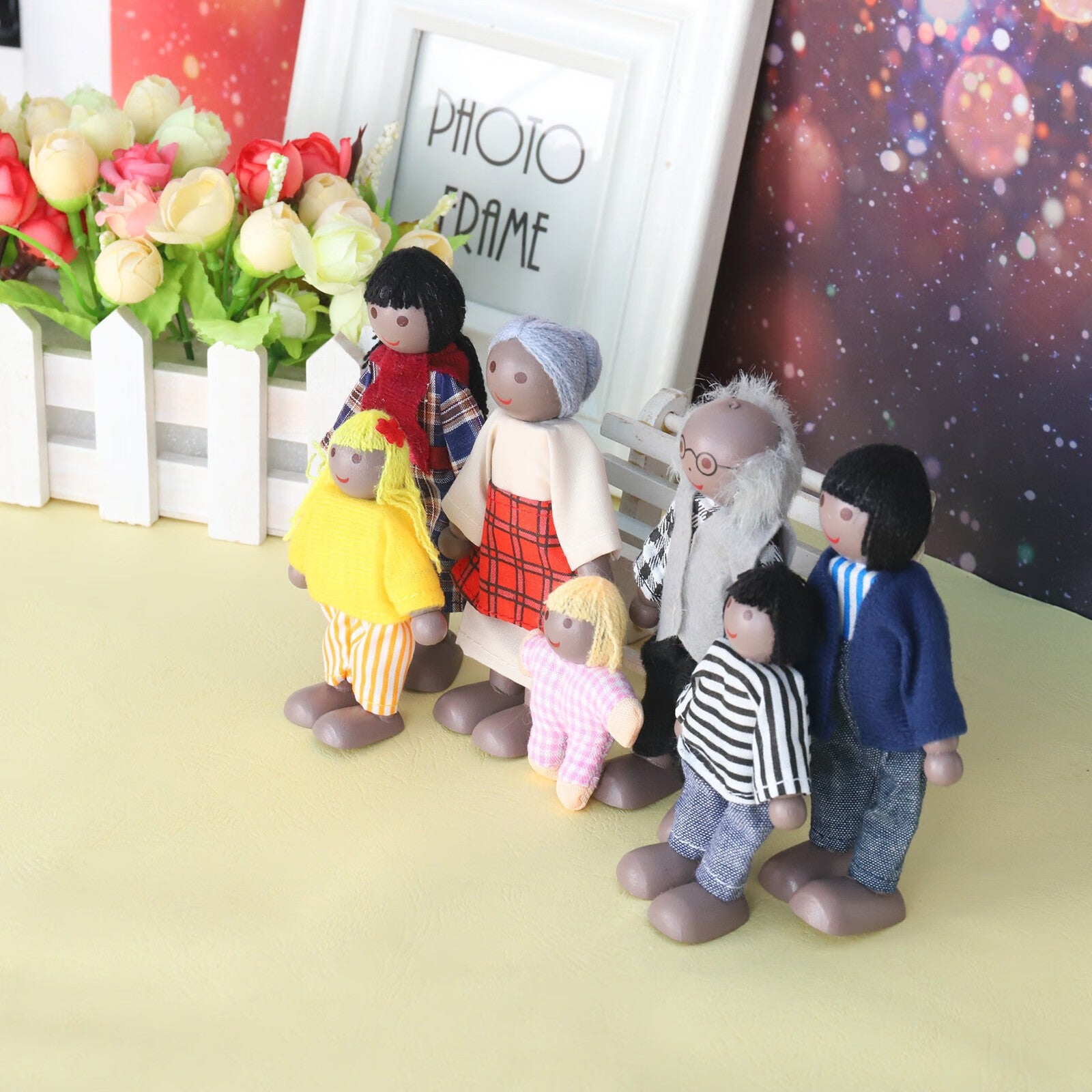 African Wooden Dolls Family Playset Set Of 7 F513909