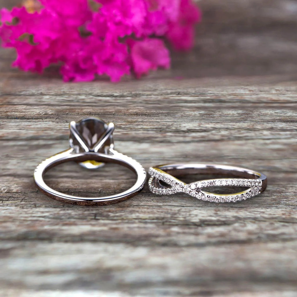 10k White Gold Oval Aquamarine Engagement Ring E62653