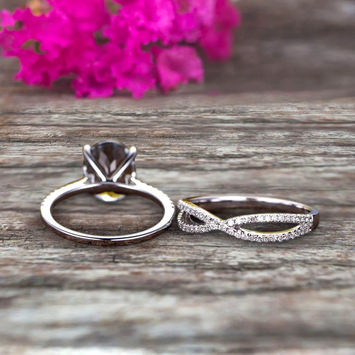 10k White Gold Oval Aquamarine Engagement Ring E62653