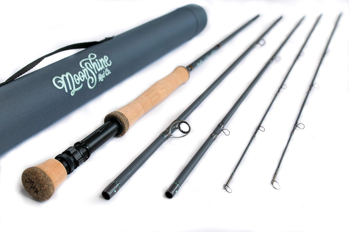 Saltwater Hybrid Fly Fishing Rod with Carrying Case and Extra Rod Tip Section B232
