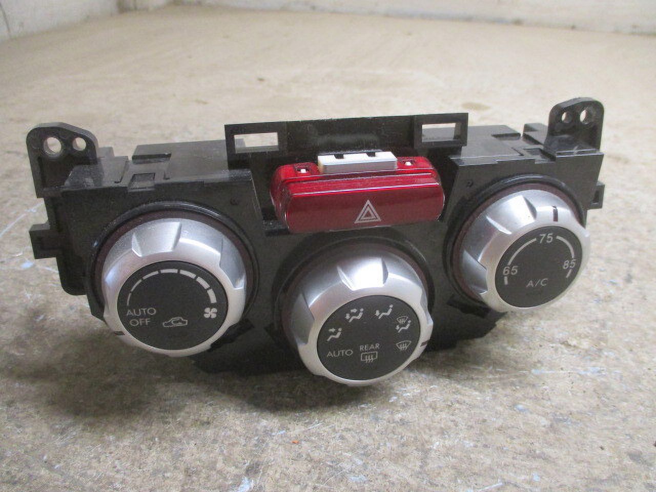 Pre-Owned 2010 Subaru Forester Automatic Climate AC Heater Temperature Control X707