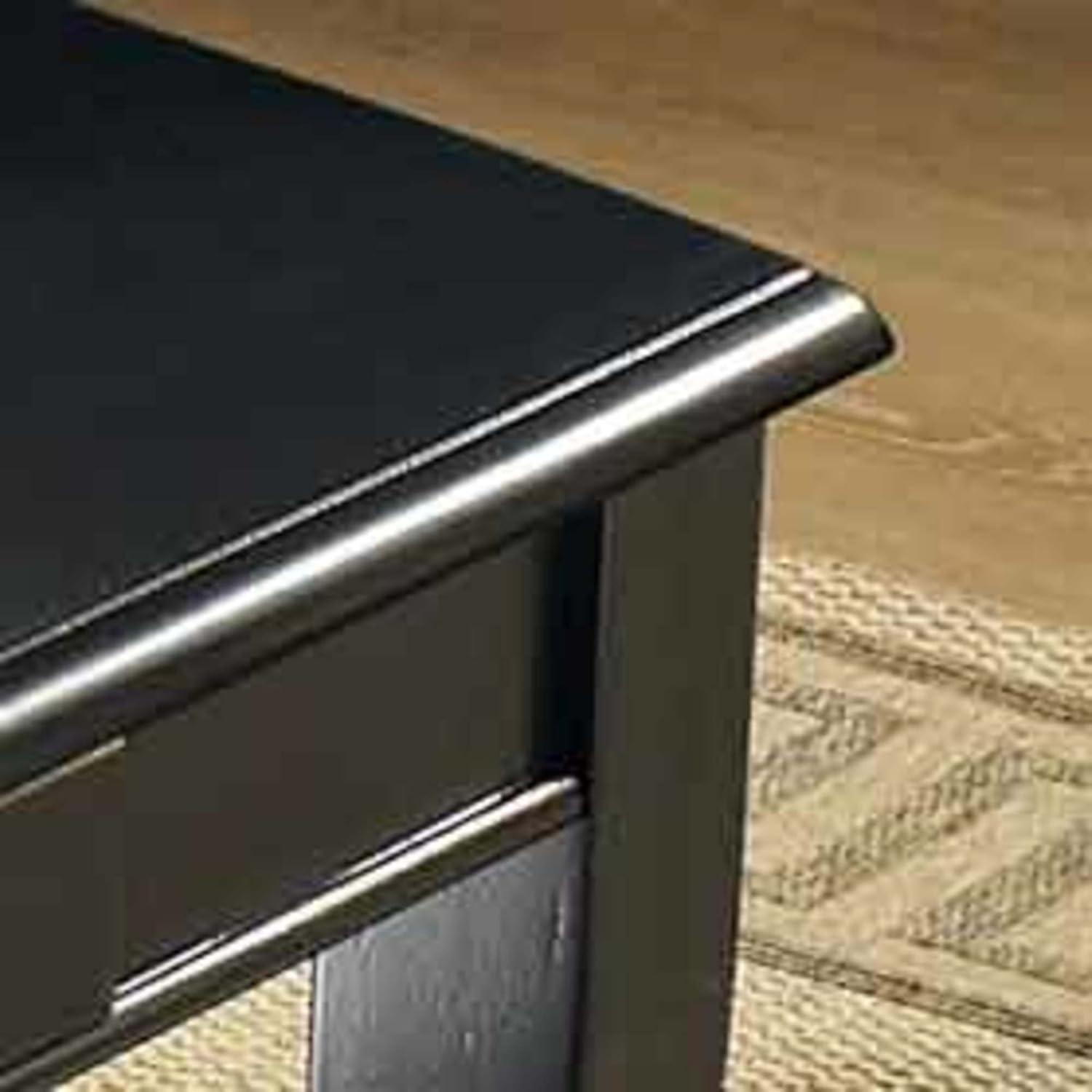 Cocktail Table N582